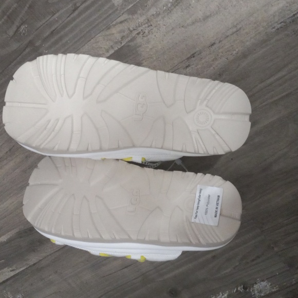 UGG Spaceslider Tech Slide White Slippers - Women's Size 9 - Picture 10 of 15